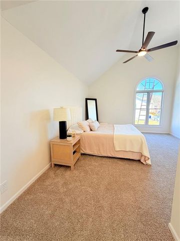 12602 Fountain Lake Drive, Grandview, MO 64030