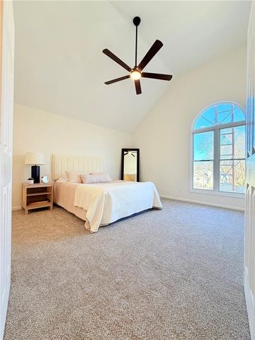 12602 Fountain Lake Drive, Grandview, MO 64030