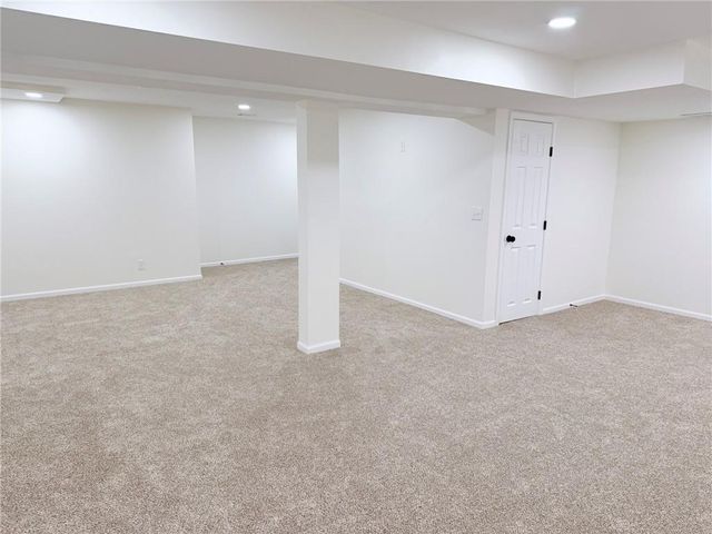 12602 Fountain Lake Drive, Grandview, MO 64030