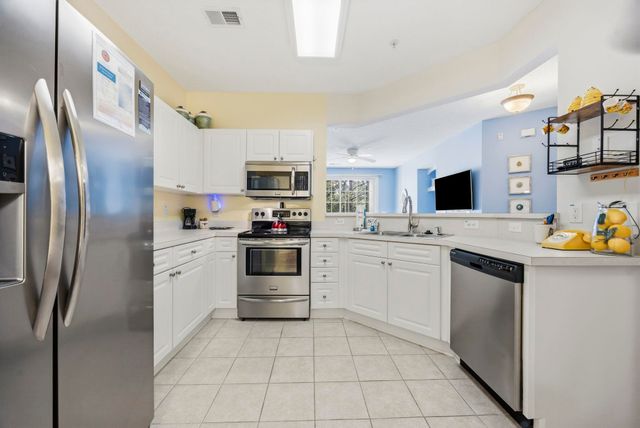 6203 Catalina Dr Unit 823, North Myrtle Beach, SC 29582