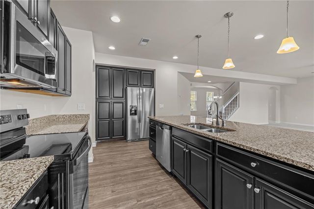 436 Mike TRL, Chesapeake, VA 23322