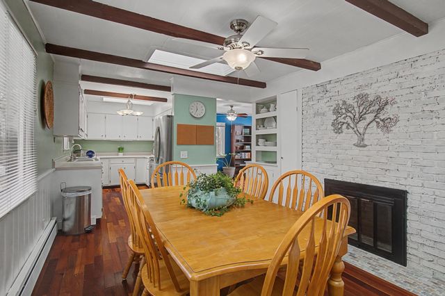 14 Skyline Drive, Essex, VT 05452