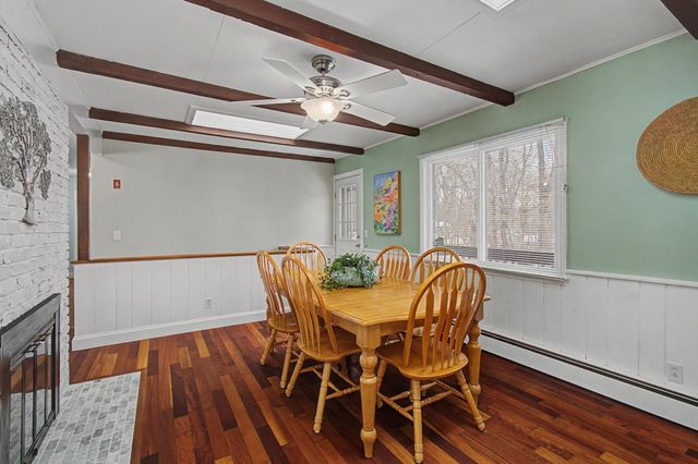 14 Skyline Drive, Essex, VT 05452