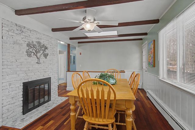 14 Skyline Drive, Essex, VT 05452