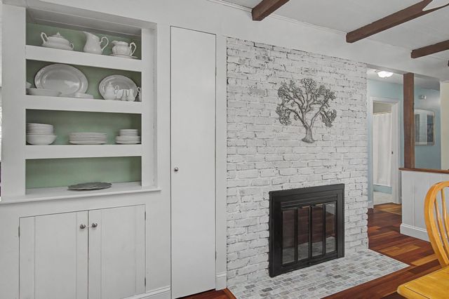 14 Skyline Drive, Essex, VT 05452