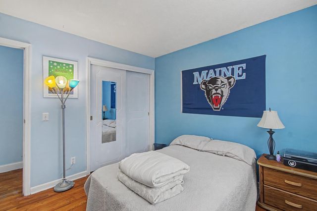 14 Skyline Drive, Essex, VT 05452