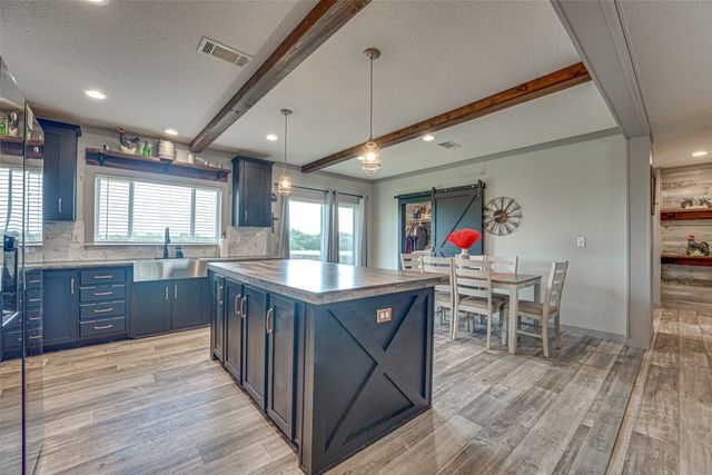 3912 County Road 4119, Campbell, TX 75422