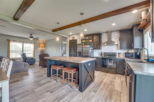 3912 County Road 4119, Campbell, TX 75422
