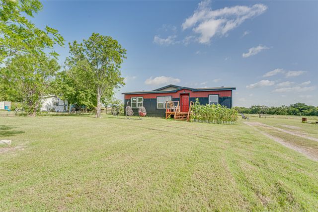 3912 County Road 4119, Campbell, TX 75422