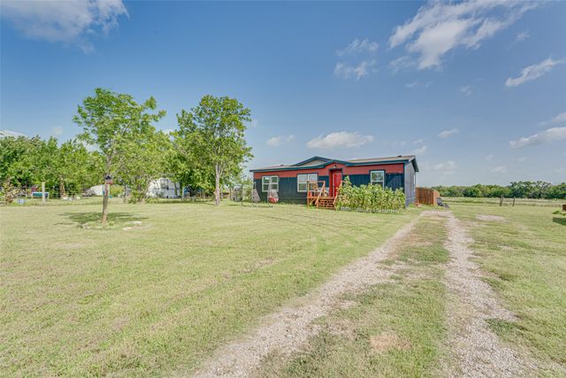 3912 County Road 4119, Campbell, TX 75422