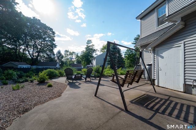 24 Drescher Road, Manchester, CT 06040