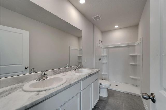 17444 CRESCENT MOON LOOP, Bradenton, FL 34211