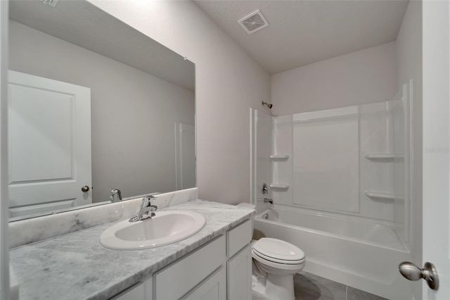 17444 CRESCENT MOON LOOP, Bradenton, FL 34211