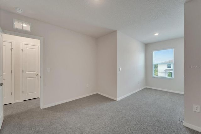 17444 CRESCENT MOON LOOP, Bradenton, FL 34211
