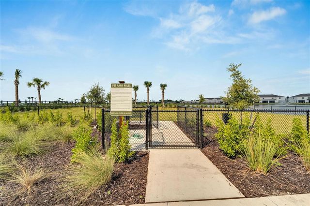 17444 CRESCENT MOON LOOP, Bradenton, FL 34211