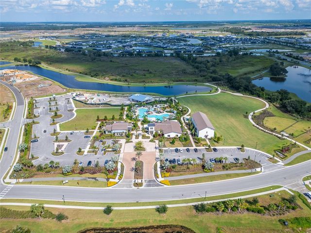 17444 CRESCENT MOON LOOP, Bradenton, FL 34211