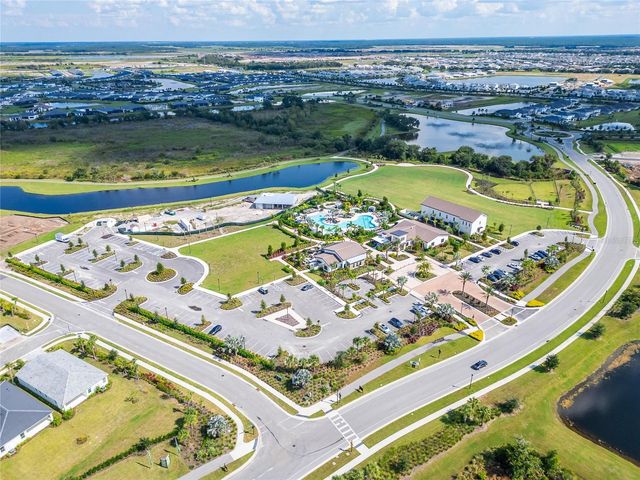 17444 CRESCENT MOON LOOP, Bradenton, FL 34211