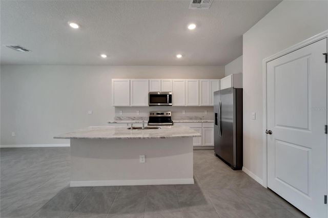 17444 CRESCENT MOON LOOP, Bradenton, FL 34211