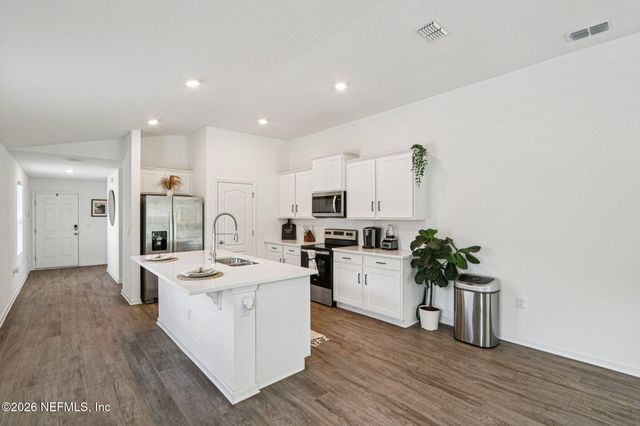 2287 SHADY BREEZE Lane, Green Cove Springs, FL 32043