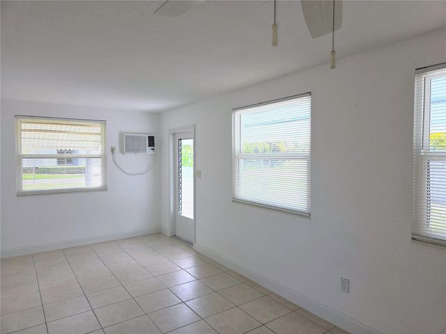 6931 HIBISCUS AVENUE S 1A, South Pasadena, FL 33707