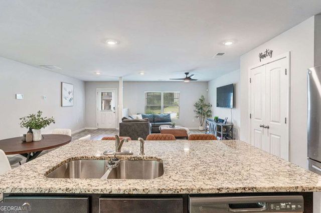 6365 Beaver Creek Trail, Atlanta, GA 30349