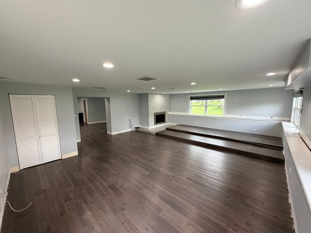 25716 S Stoney Island Avenue, Crete, IL 60417