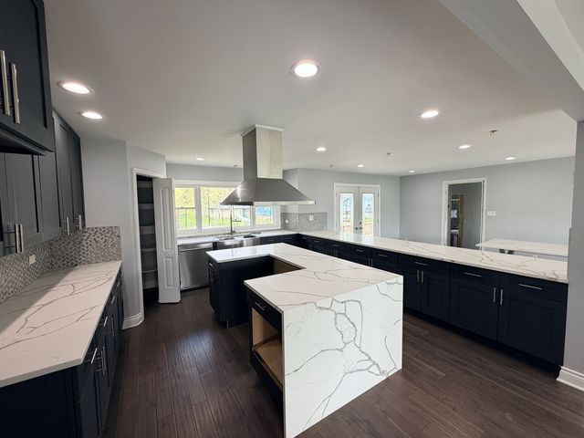 25716 S Stoney Island Avenue, Crete, IL 60417