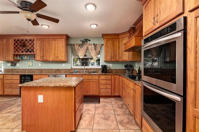 1449 45TH AVENUE NE, St Petersburg, FL 33703