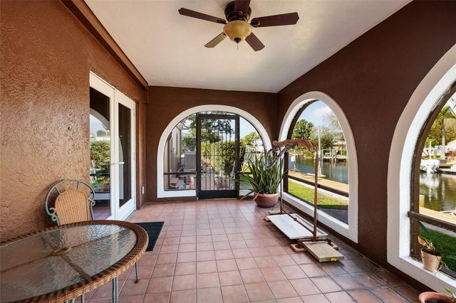 1449 45TH AVENUE NE, St Petersburg, FL 33703