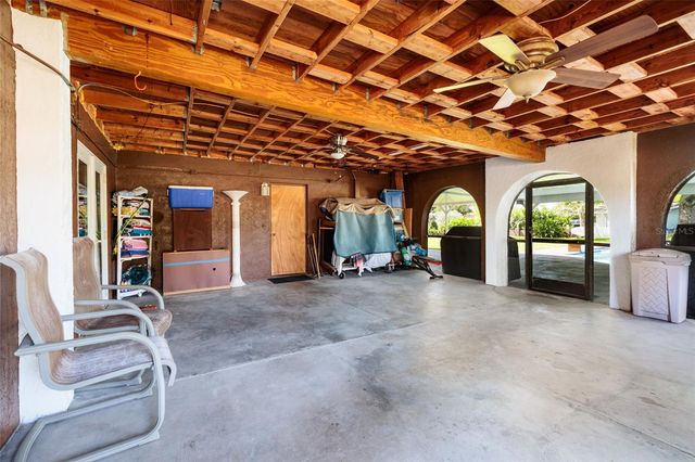 1449 45TH AVENUE NE, St Petersburg, FL 33703
