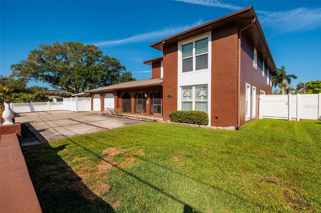 1449 45TH AVENUE NE, St Petersburg, FL 33703