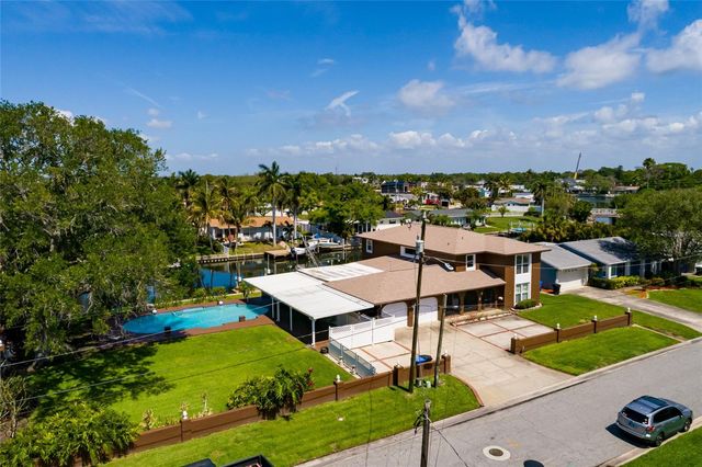 1449 45TH AVENUE NE, St Petersburg, FL 33703