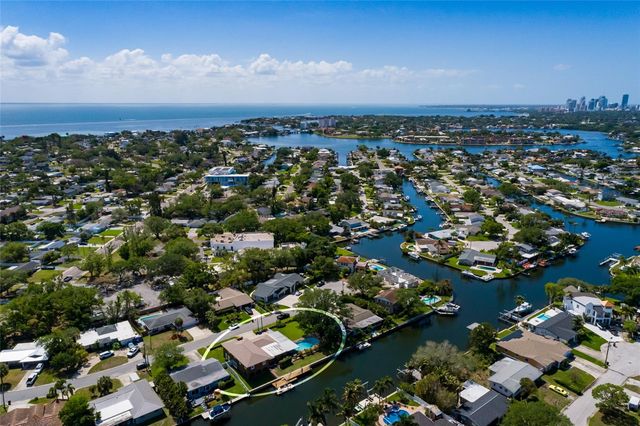 1449 45TH AVENUE NE, St Petersburg, FL 33703