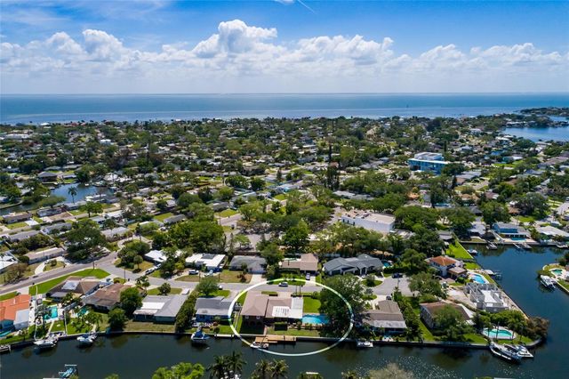 1449 45TH AVENUE NE, St Petersburg, FL 33703