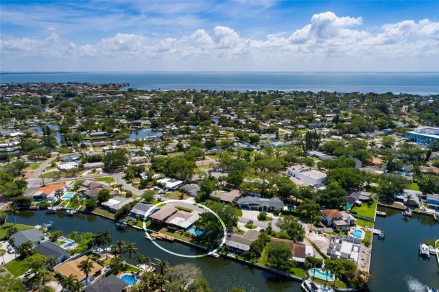 1449 45TH AVENUE NE, St Petersburg, FL 33703