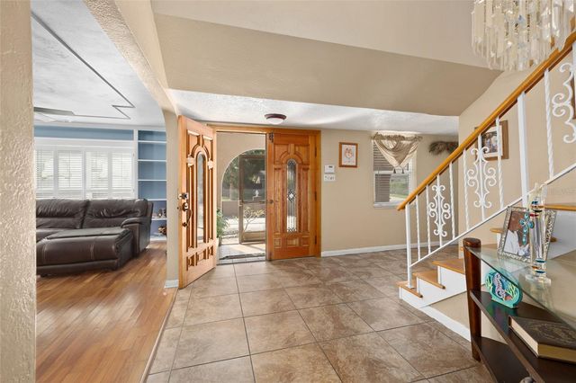 1449 45TH AVENUE NE, St Petersburg, FL 33703