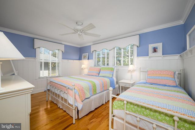 211 STRATFORD AVE, Beach Haven, NJ 08008