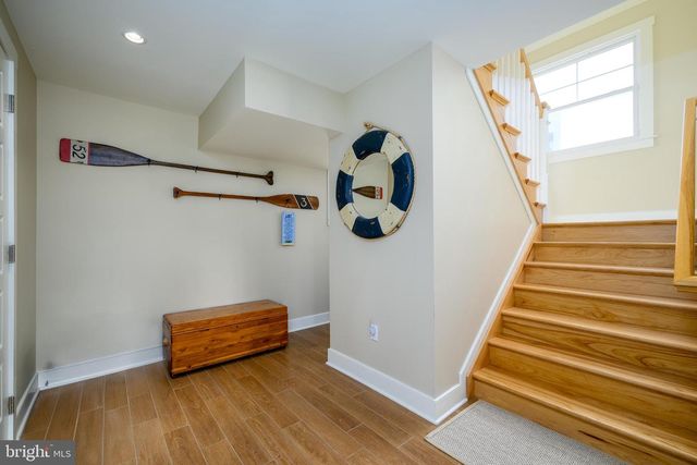 211 STRATFORD AVE, Beach Haven, NJ 08008