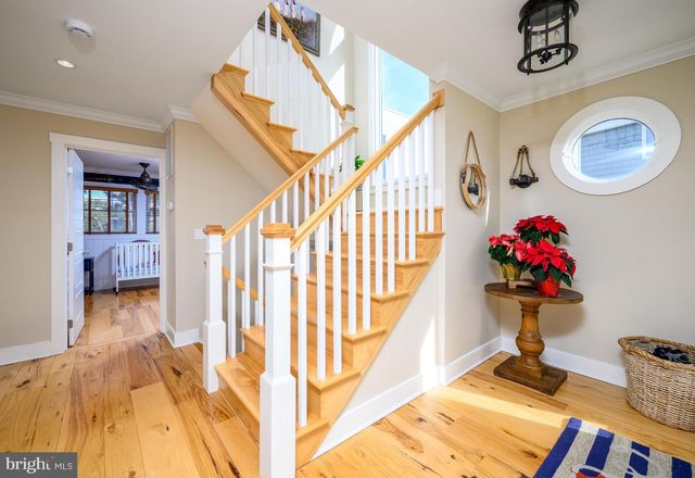 211 STRATFORD AVE, Beach Haven, NJ 08008