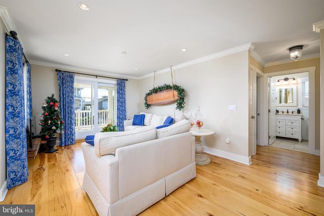 211 STRATFORD AVE, Beach Haven, NJ 08008