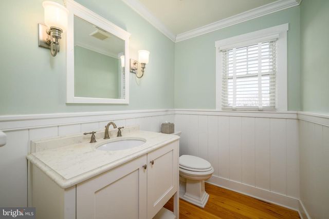 211 STRATFORD AVE, Beach Haven, NJ 08008