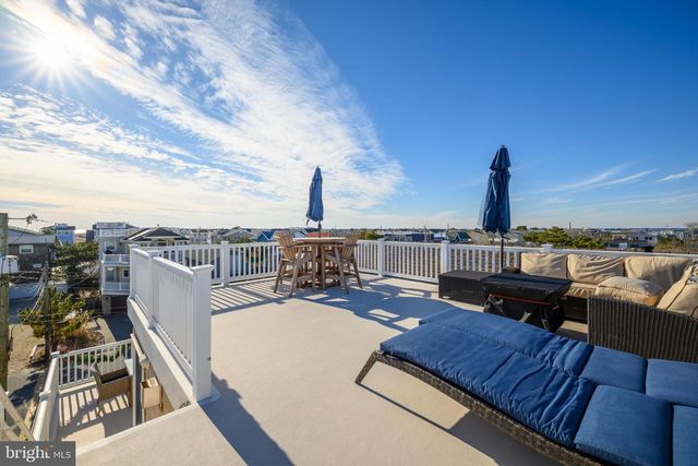 211 STRATFORD AVE, Beach Haven, NJ 08008