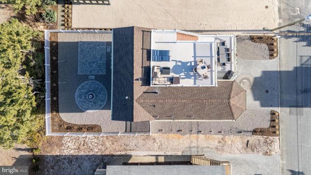 211 STRATFORD AVE, Beach Haven, NJ 08008