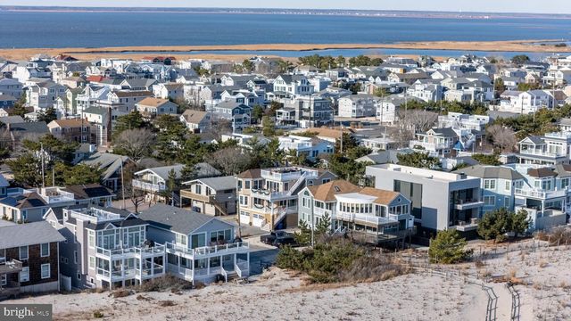 211 STRATFORD AVE, Beach Haven, NJ 08008