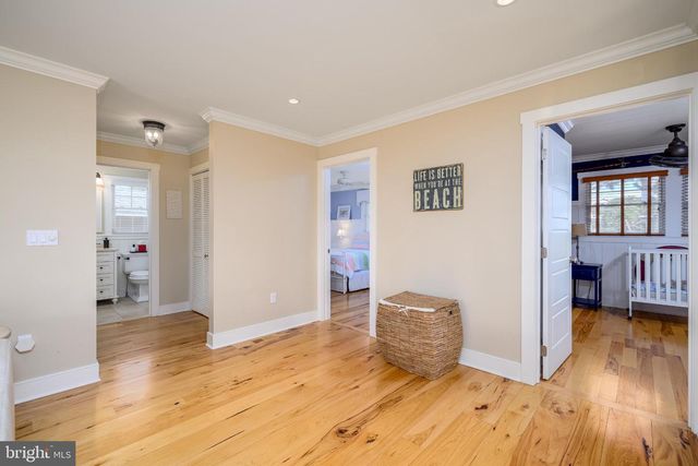 211 STRATFORD AVE, Beach Haven, NJ 08008