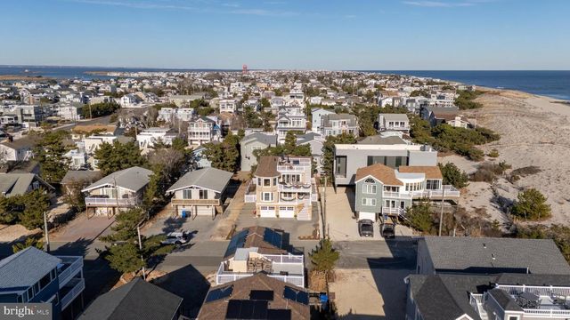 211 STRATFORD AVE, Beach Haven, NJ 08008