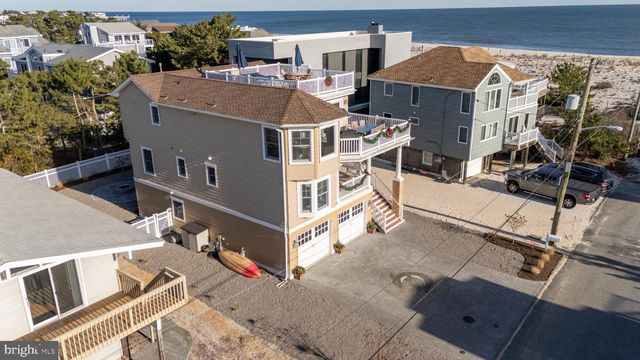 211 STRATFORD AVE, Beach Haven, NJ 08008