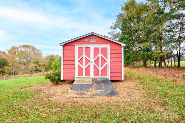 325 Gwen Lane, Shelby, NC 28152