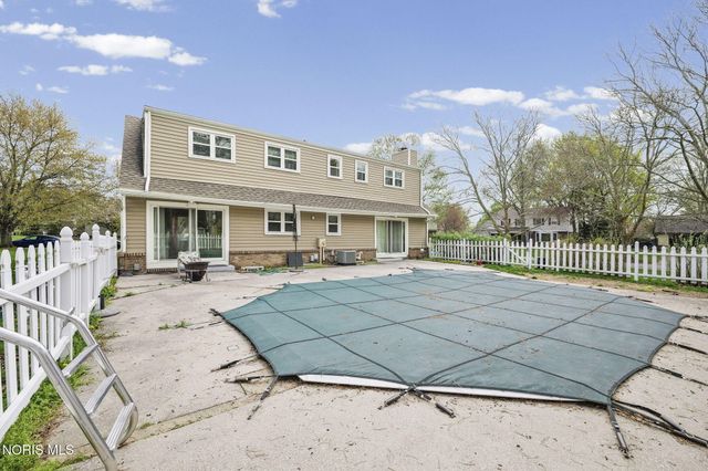 2174 Chadbury Lane, Toledo, OH 43614