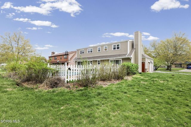 2174 Chadbury Lane, Toledo, OH 43614